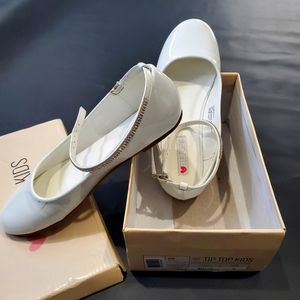 Special Occasion White Shoes